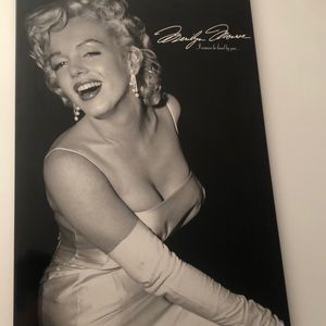Marilyn Monroe “i want to be loved by you” Print